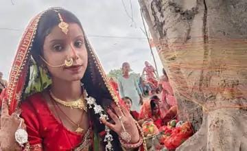 समस्तीपुर में फंदे से लटका मिला नवविवाहिता का शव:5 माह की बच्ची बेसहारा