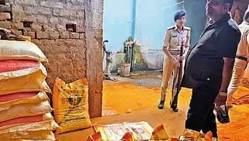 समस्तीपुर में नकली मासाला बनाने वाली फैक्ट्री पकड़ाई:एक को हिरासत में लिया