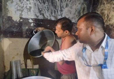 नकली घी के खिलाफ कार्रवाई, 360 किलो घी जब्त; 60 लीटर जला हुआ कुकिंग तेल और 52.5 किलो पनीर-मिठाई विनष्ट