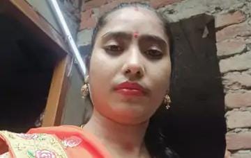 जहरीले सांप ने महिला को काटा:बच्चों के साथ पलंग पर सो रही थी,तोड़ा दम