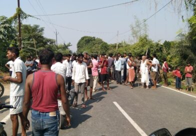 दलसिंहसराय:सड़क हादसे में इंटर के छात्र की मौत,मुआवजे की मांग को लेकर सड़क जाम 
