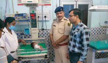 बोचहां में झाड़ी में मिली नवजात बच्ची,पुलिस ने किया रेस्क्यू