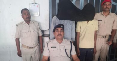 समस्तीपुर:रिवॉल्वर और 3 बाइक के साथ 2 युवक गिरफ्तार
