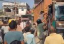 समस्तीपुर में नशे में ट्रक चलाने का आरोप, ग्रामीणों ने चालक को पकड़कर पीटा