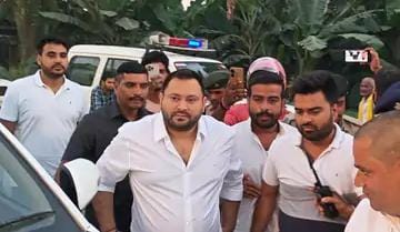 तेजस्वी यादव ने राघोपुर के पीपा पुल बंद होने पर सरकार को घेरा