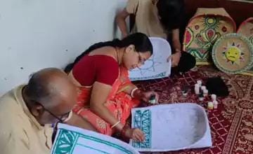भागलपुर की मंजूषा कला पहुंचेगी अमेरिका:छठ के सूप पर उकेरी जा रही अंग की पहचान
